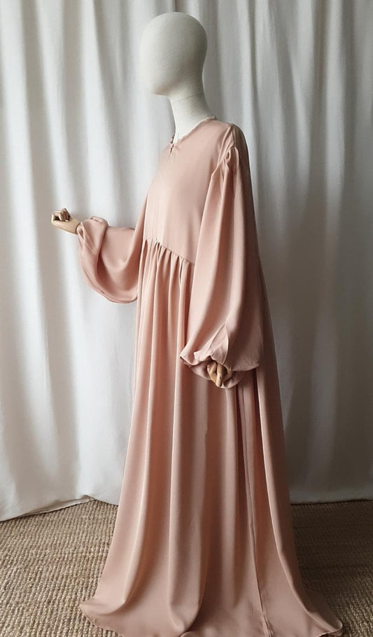 Abaya Russia Nidha Cream - Al Mouslimate